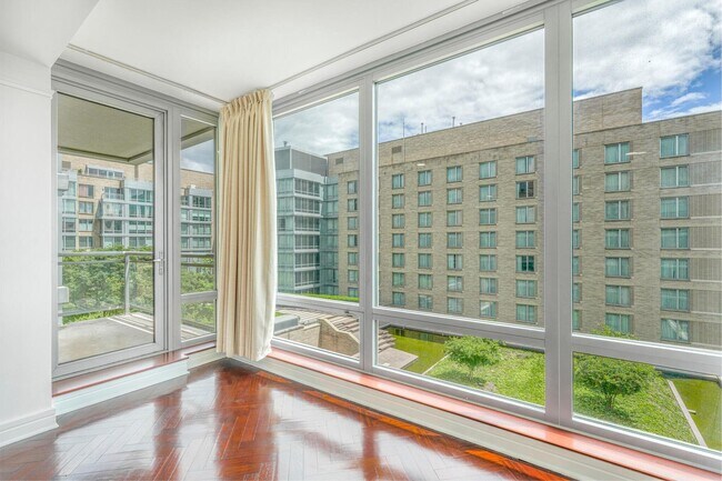 Foto del edificio - 1111 23rd St NW