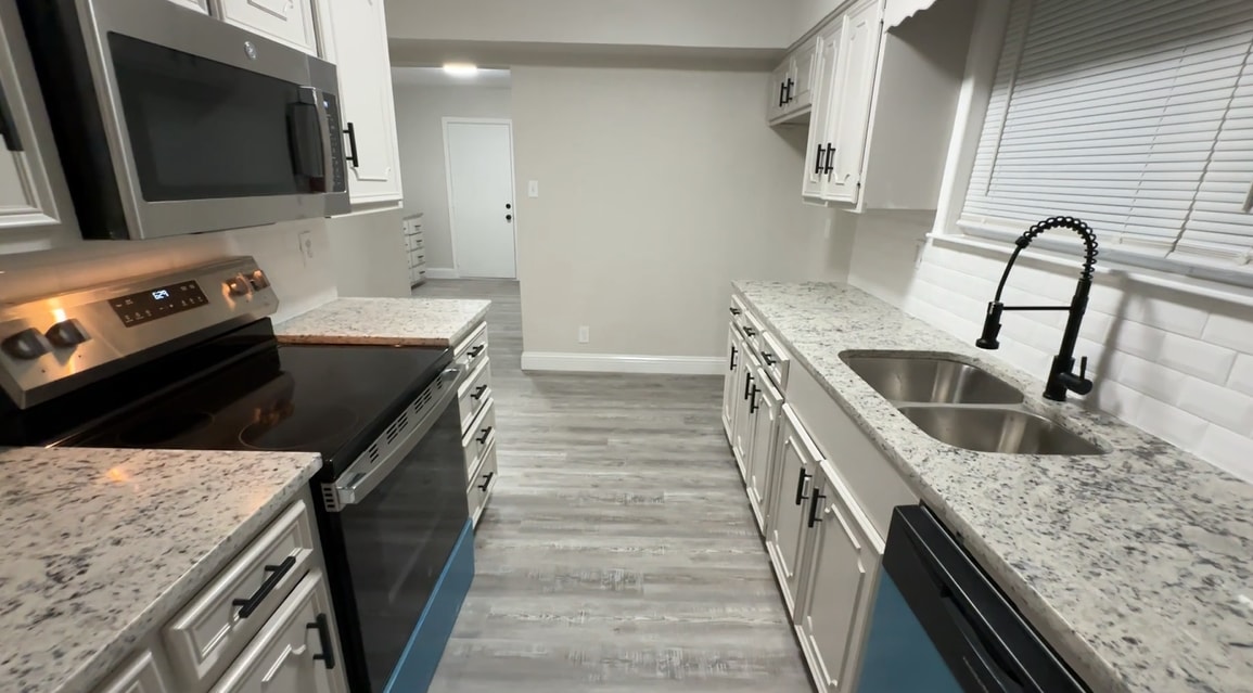 Foto principal - 209 Pendleton St