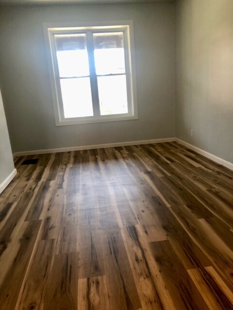 Foto del edificio - 3293 Dawson St