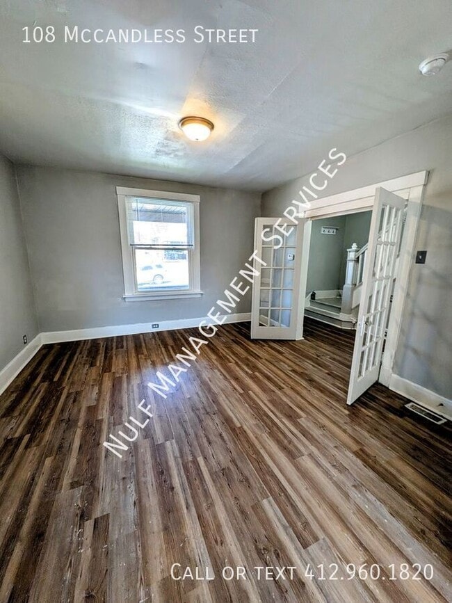 Building Photo - 108 McCandless St