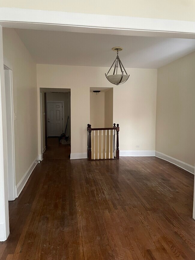 Foto del edificio - 2703 W Haddon Ave