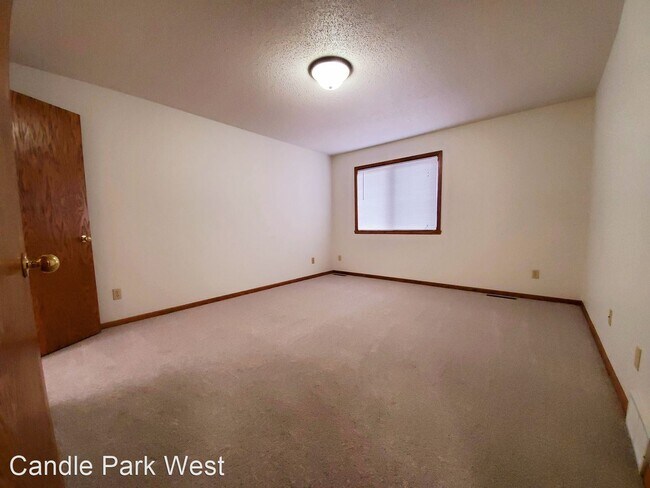 Building Photo - 1722 35th St S