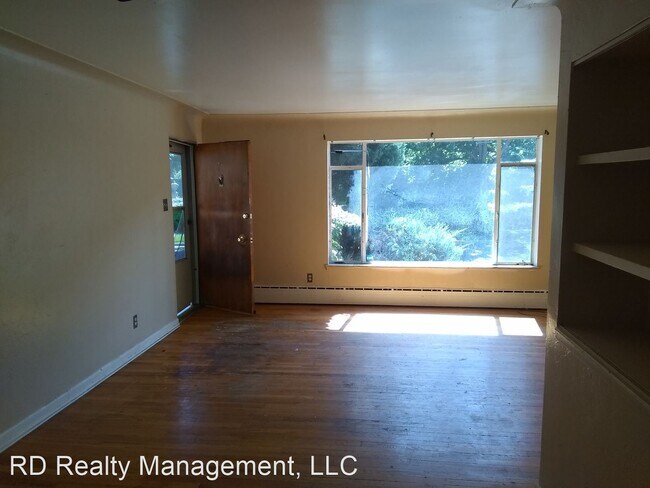 Building Photo - 2 br, 1 bath House - 2831 E 13th Ave