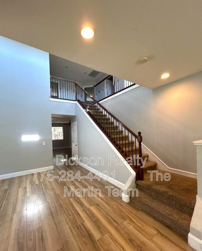 Foto del edificio - 2065 Long Hollow Dr