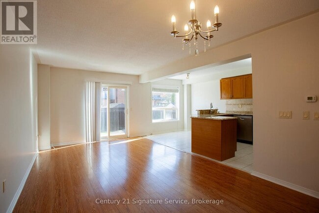 Photo du bâtiment - 9 Queensland Crescent