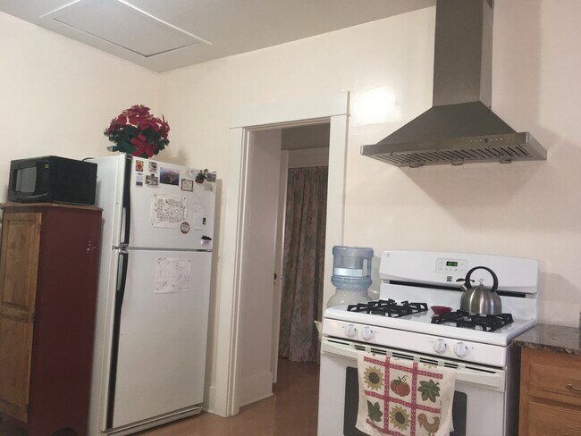 Foto del edificio - 316 E Colorado Blvd