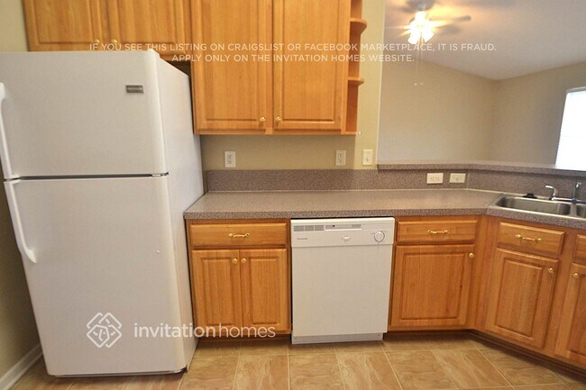 Building Photo - 6886 Wall Springs Dr