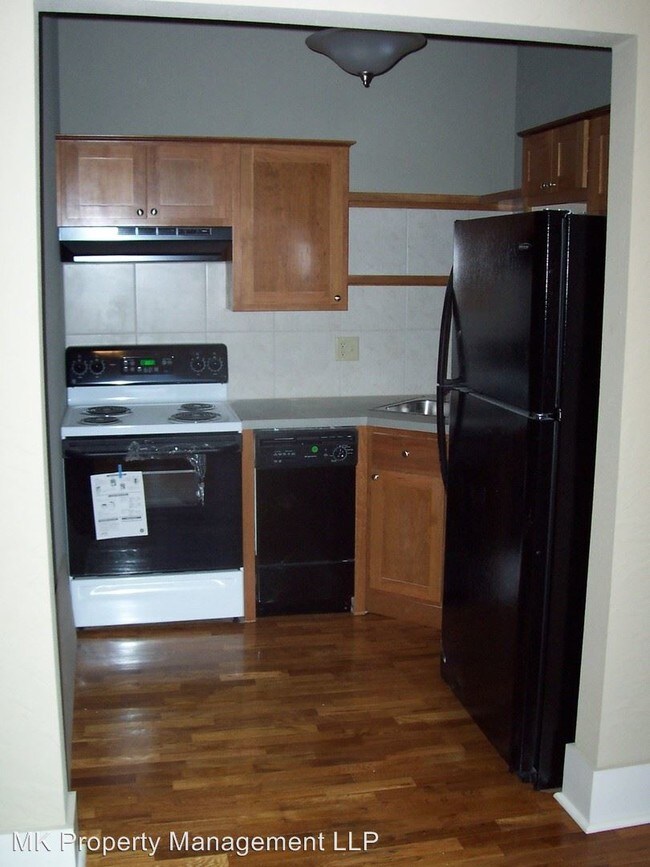 Building Photo - 6205 N 12th St