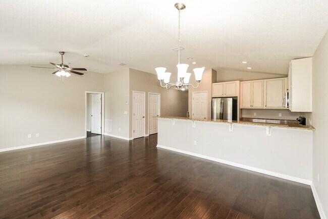 Building Photo - 7580 Cosmo Ct