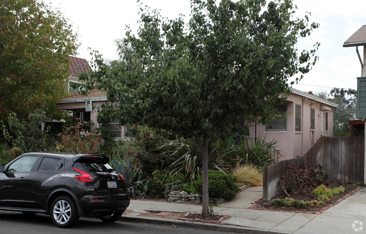 Foto principal - 1437-1443 Essex St