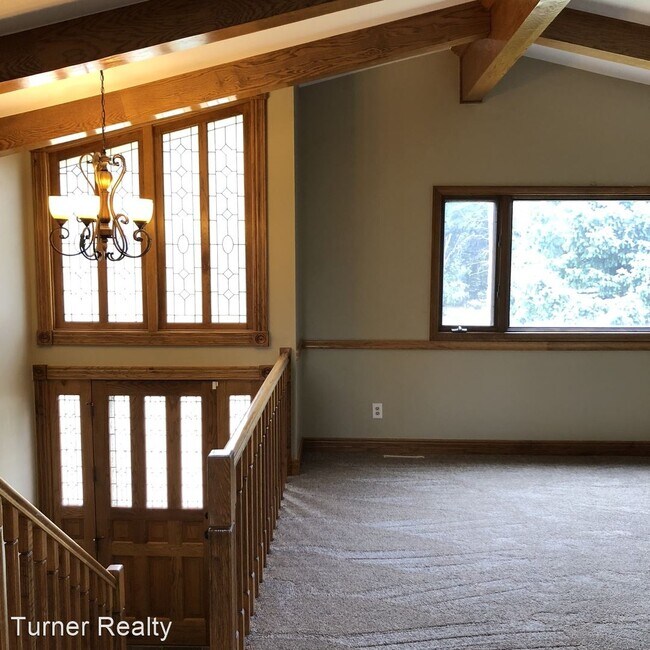 Building Photo - 6 br, 3 bath House - 2201 Judson Street