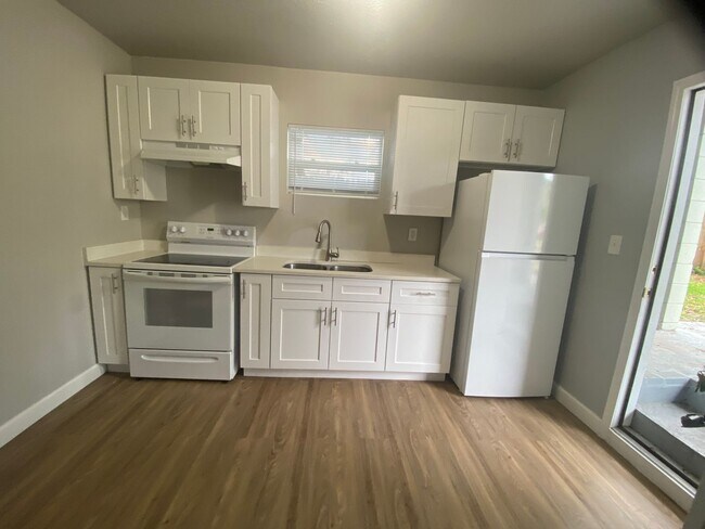 Foto del edificio - 962 19th Ave S