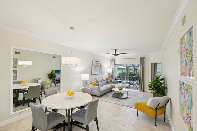 Foto del edificio - 13010 Amberley Ct