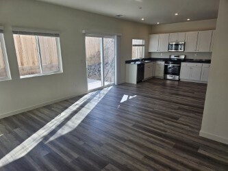 Foto del edificio - 7552 Editor Dr