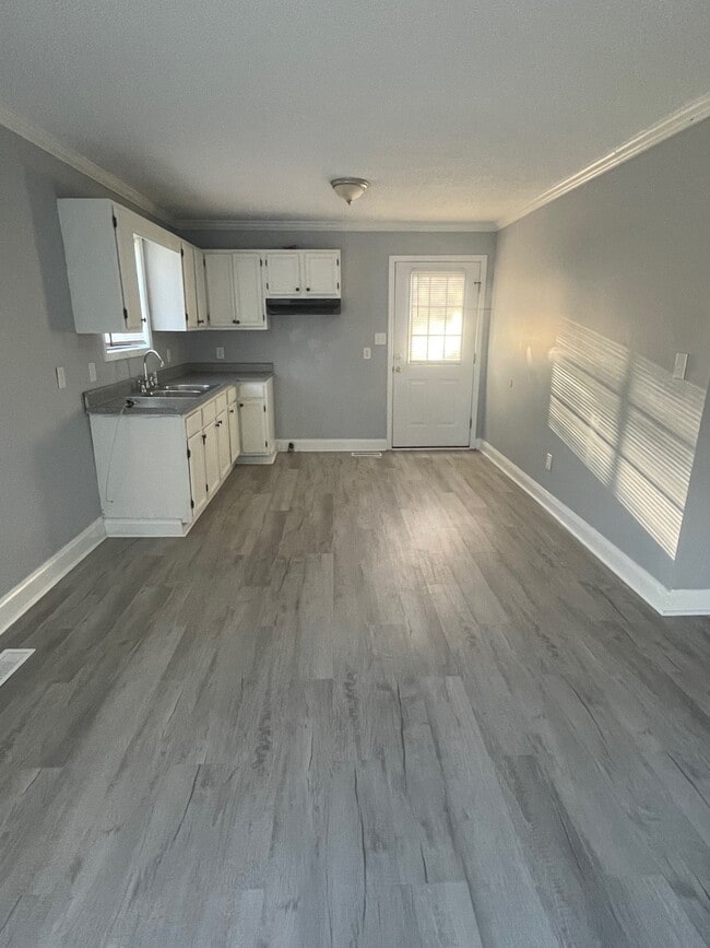 Foto del edificio - 98-96 Magnolia Harbor Rd