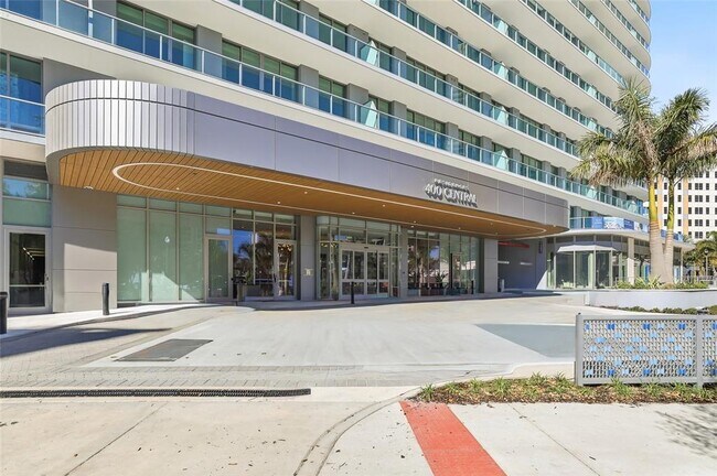 Foto del edificio - 400 Central Ave