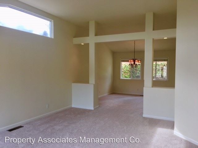 Foto del edificio - 3 br, 2 bath House - 151 Holbrooke Dr.