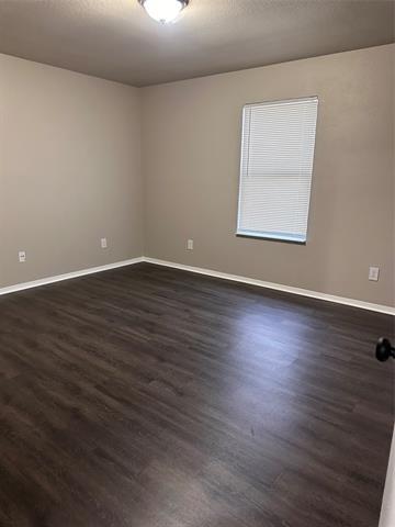 Foto del edificio - 6325 Granbury Rd