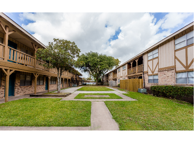 Sharpstown Garden Apartments