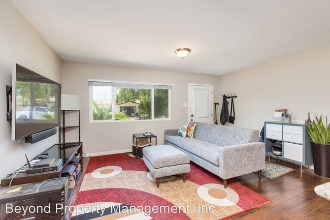 Building Photo - 3 br, 2 bath House - 4776 Moraga Ave.