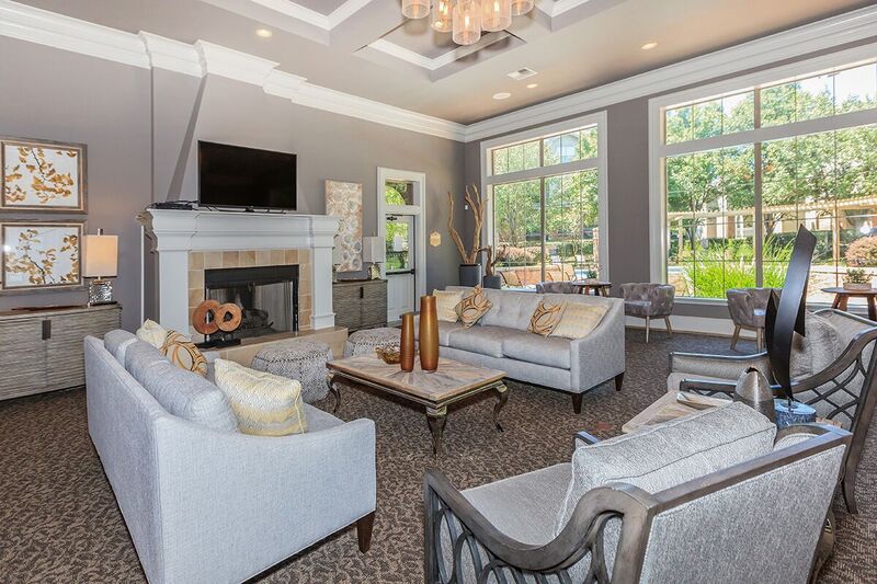 Crescent Apartment Homes 84108538 Maurer Rd Lenexa, KS Apartments for Rent in Lenexa