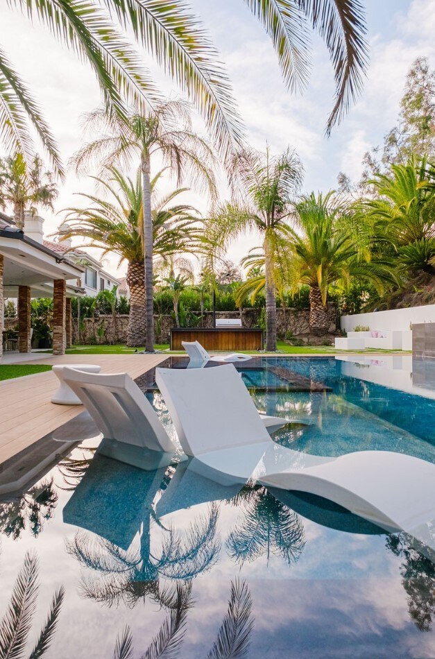 Foto del edificio - 25879 Chalmers Pl