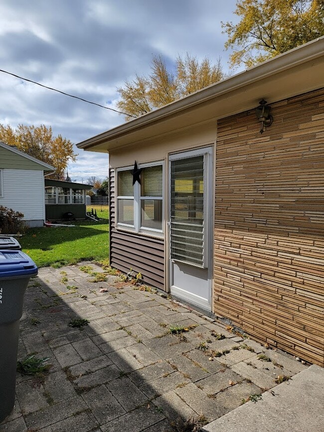 2510 Wedemeyer St, Sheboygan, WI 53081 House Rental in Sheboygan, WI