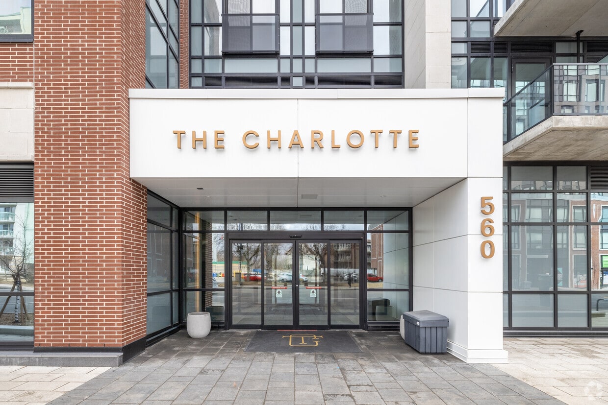 Building Photo - The Charlotte