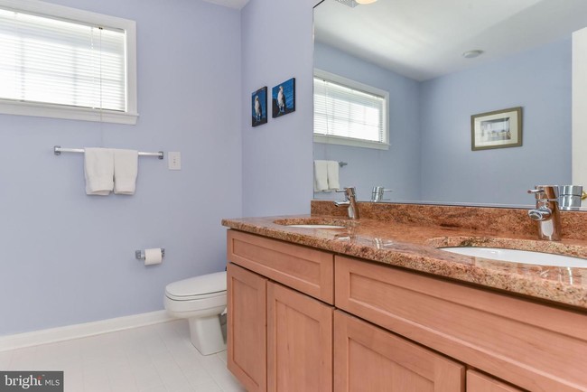 Building Photo - 7b Owens Landing Ct