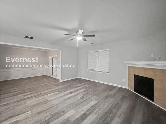 Foto del edificio - 3628 Hampshire Park Way