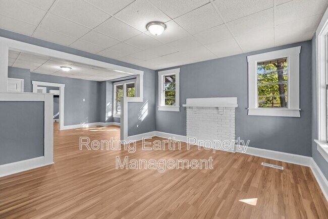 Building Photo - 2309 Eufaula Ave