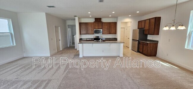 Building Photo - 14613 Erice Ave