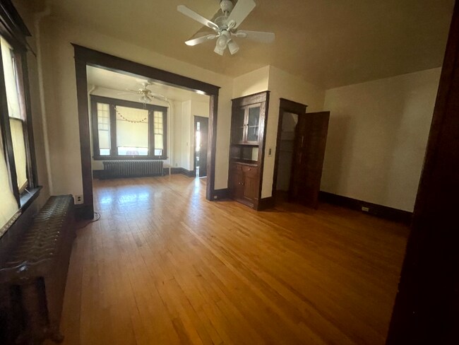 Foto del edificio - 603-603 Simpson St
