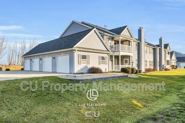 Building Photo - 3038 E Stillwater Landing