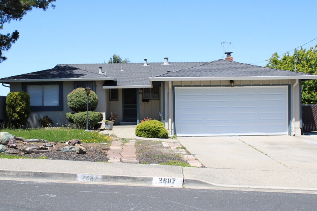 Primary Photo - 2687 O'Donnell Dr