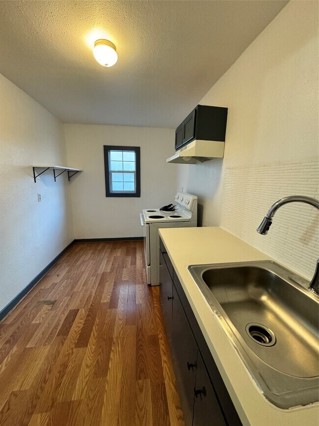 Foto del edificio - 5320 Polk St