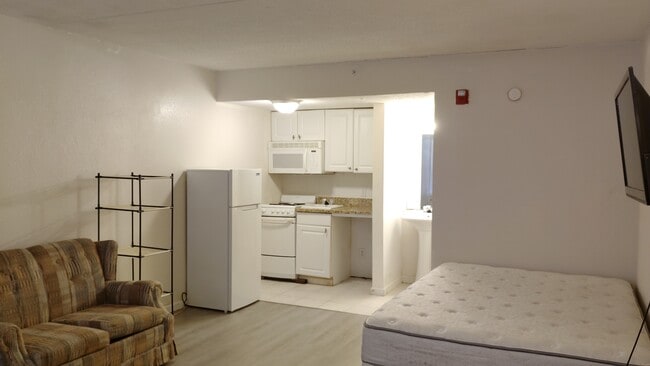 Building Photo - 2506 S Ocean Blvd