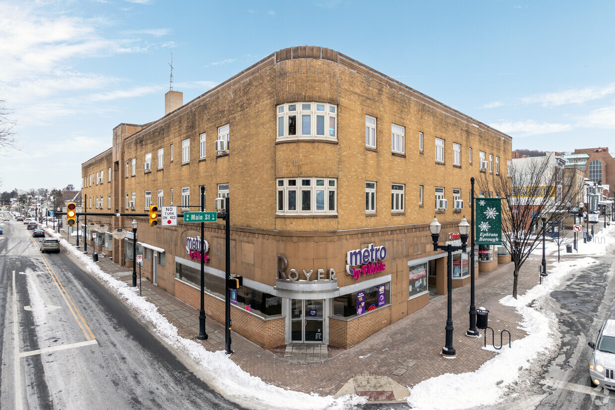 Primary Photo - Royer Building