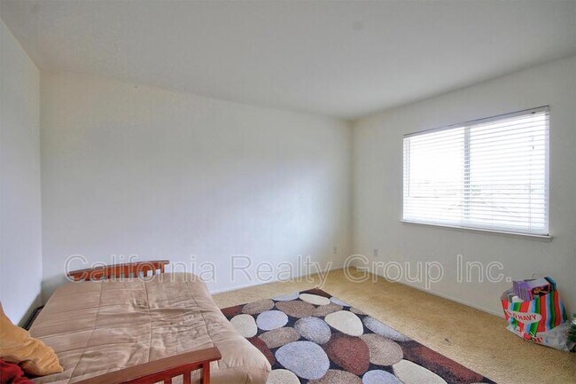 Building Photo - 37663 Sedona Cir