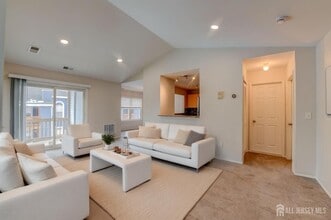 Building Photo - 58 Tanglewood Ct