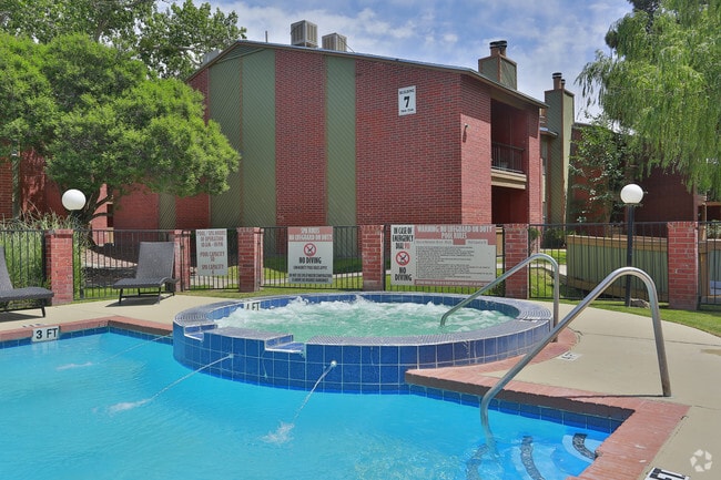 Foto del edificio - Foxglove Apartments