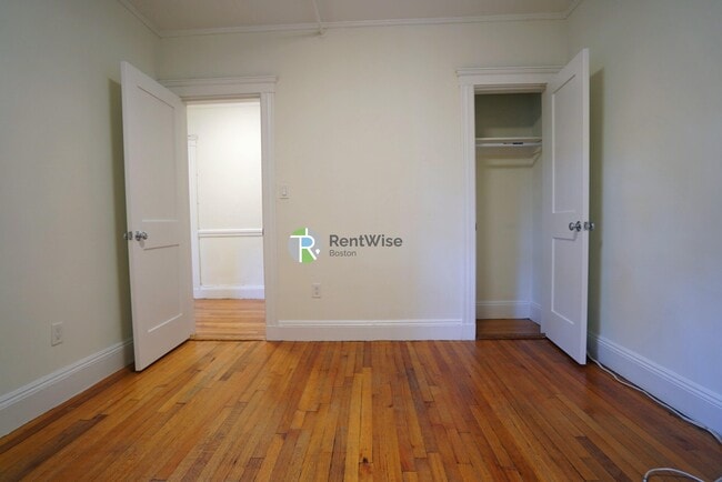 Building Photo - 1848 Commonwealth Ave