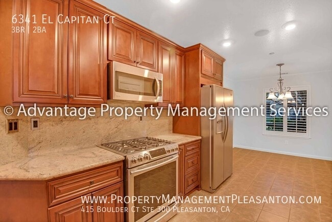 Foto del edificio - 6341 El Capitan Ct
