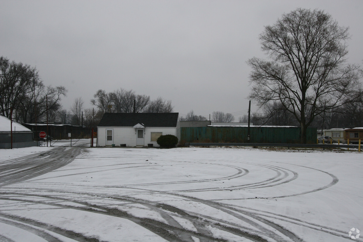Building Photo - Ridge Road Mobile Home Community