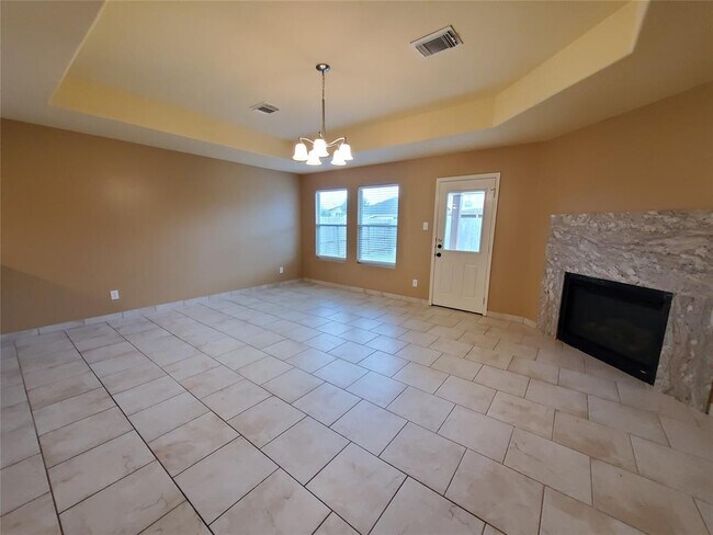 Building Photo - 6627 Springfield Garden Ln