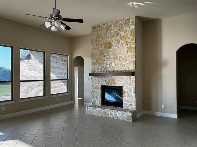 Building Photo - 212 Devonport Dr