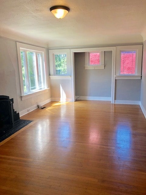 Foto del edificio - Madrona Charmer!