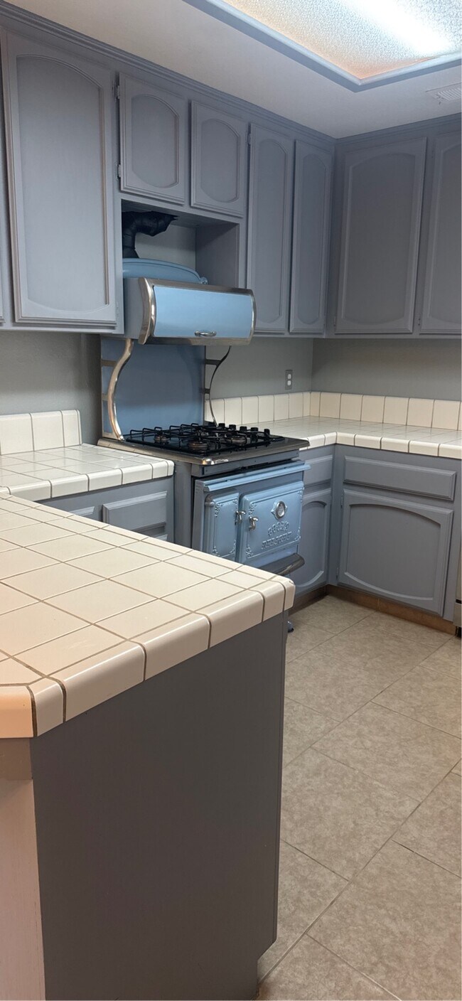 Foto del edificio - 10704 Sunset Canyon Dr