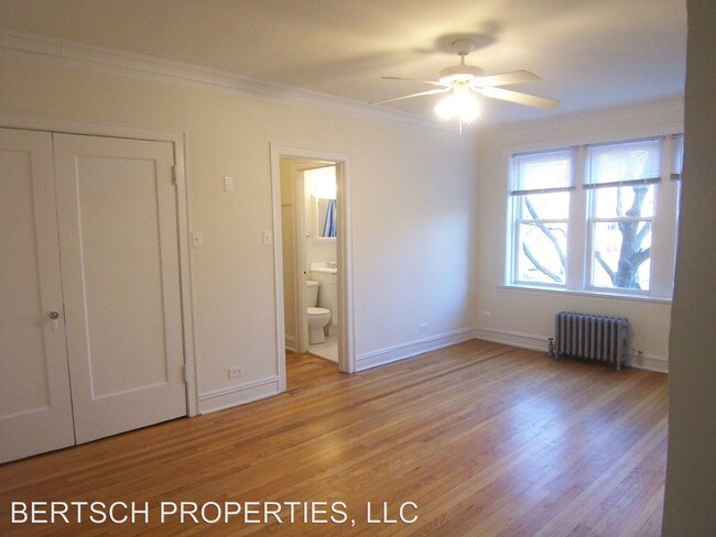 Foto del edificio - 4801 N Fairfield Ave