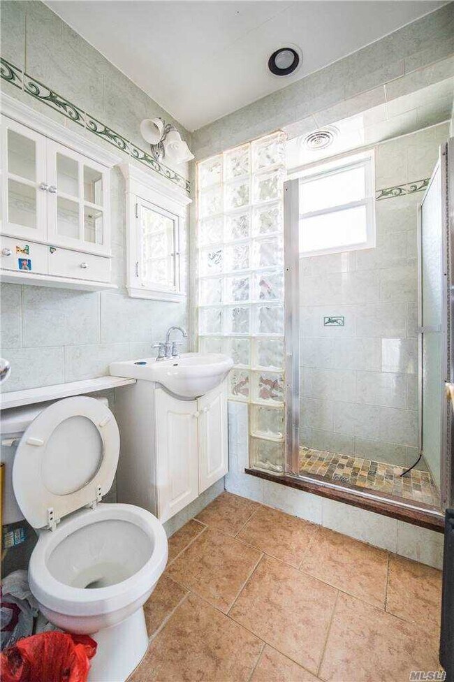 Foto del edificio - 149-41 Tahoe St